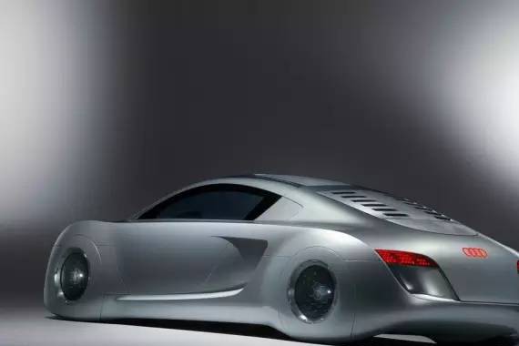 德国佬又火了！奥迪终于把球形轮胎造了出来…