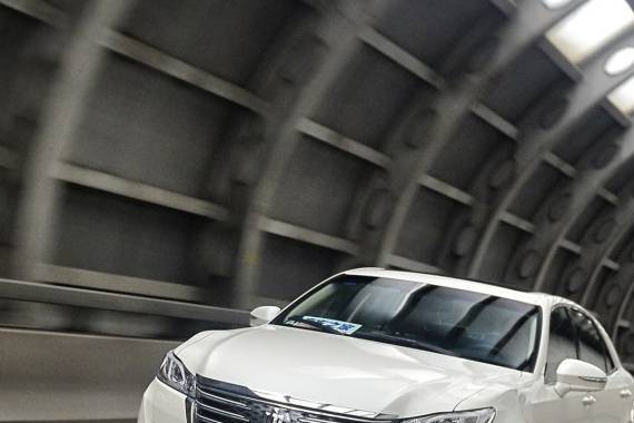 以大压气场，以长虏人心，这些20多万又大又长的车不容错过！