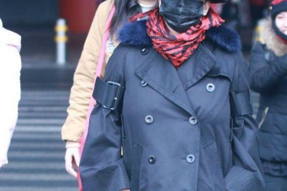 张惠妹胖了无数圈，出行座驾霸气，网友：少吃点吧！