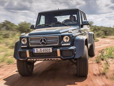 别以为奔驰G级只能越野，奢华起来连宾利都汗颜！