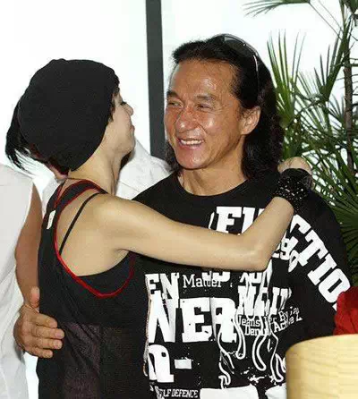 娱乐圈被成龙“潜规则”过的23位女星，你绝对想不到