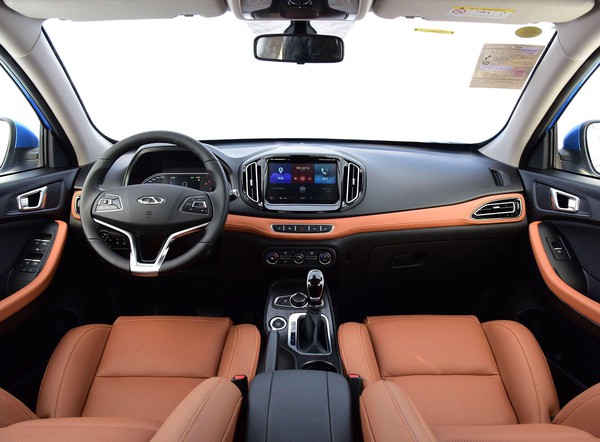 这款SUV颜值超H6,新款配19寸轮毂氙灯,还等博越