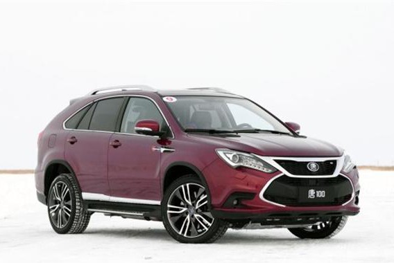 提速只用4.9秒 用电还能跑100公里的国产混动车