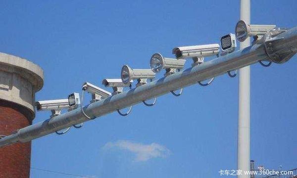 超速却没有收到罚单 交警为啥偏照顾他?-手机