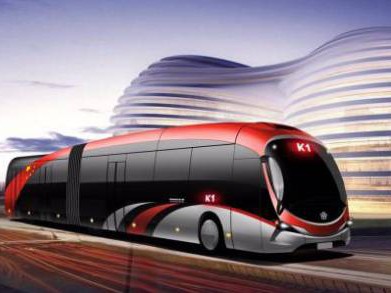 铁娘子董明珠，如何迈出“任性”造车路