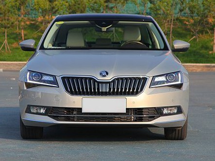 工薪一族，开什么样的车有利于升职加薪？