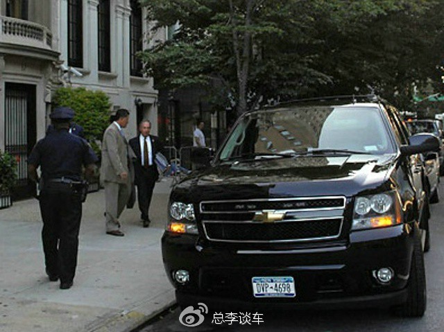 世界最富有的10个人，身价超3万亿人民币，顶级富豪坐什么车