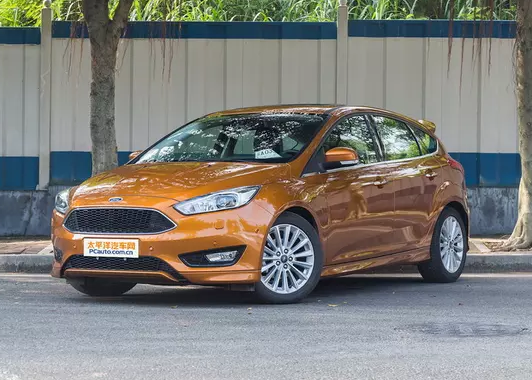 年轻人第一辆车，就该选这些为运动而生的两厢车！