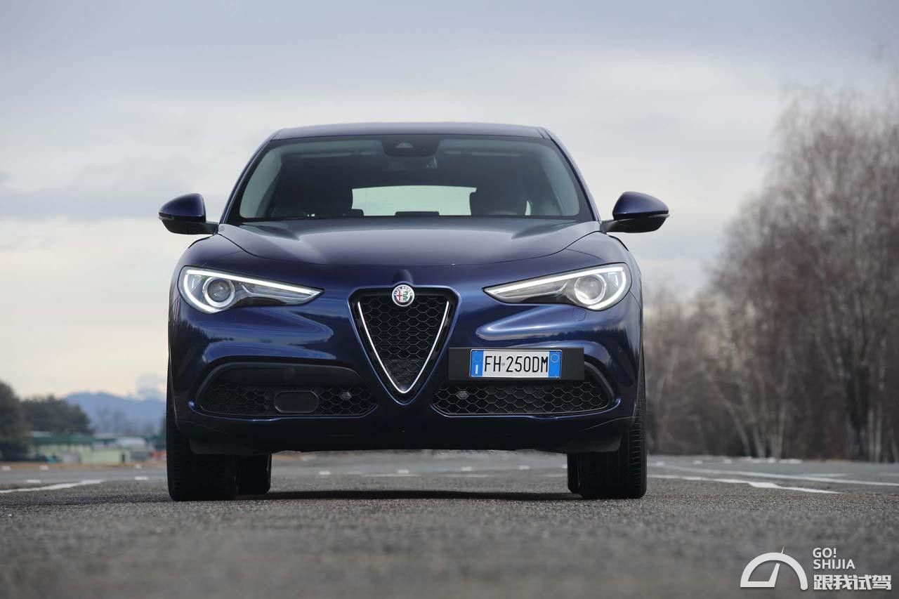 这货长的有点辣眼睛 2018款阿尔法·罗密欧-手