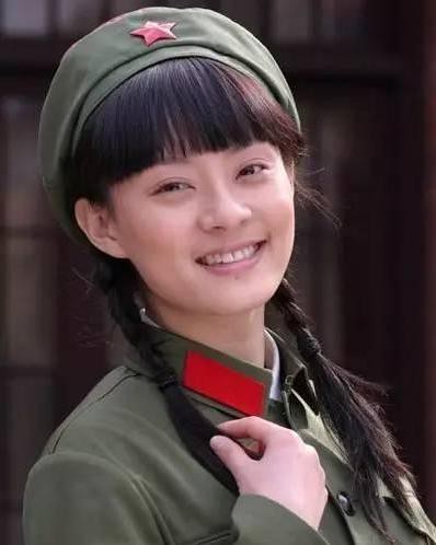 最美双马尾女神排行榜？杨幂baby倒数，第一却是她