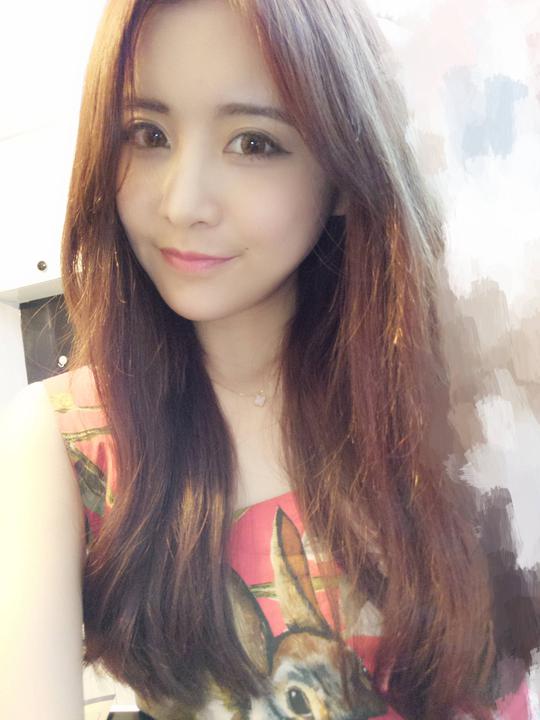 陈一发儿住在童话镇里的电竞泽雅美