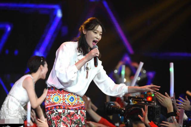 美爆了!最美队长美如高圆圆,超级模特完爆王祖