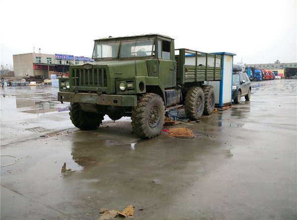 6x6单胎越野版东方红lt665