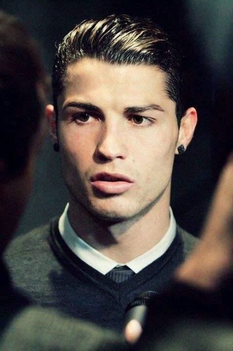 如C罗在俄罗斯世界杯夺冠那么他能跟齐达内相