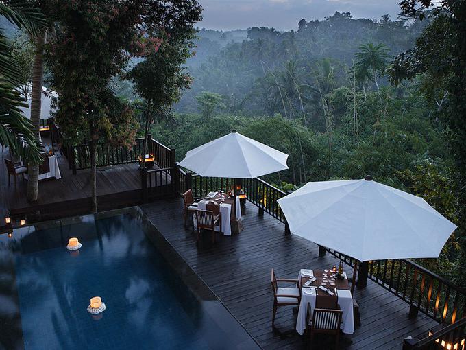 航拍巴厘岛最美热带树林酒店 来一场说走就. 来