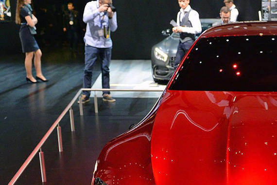 梅赛德斯AMG GT四门车型将量产，它就是来抢保时捷Panamera口粮滴！