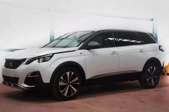 7座SUV轴距比汉兰达长，但板车悬挂20万谁买？