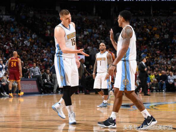 强硬单打詹姆斯成功,主帅赞美!赛后约基奇是这