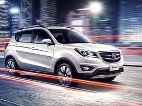 如果说女司机是马路杀手，那它专治女司机