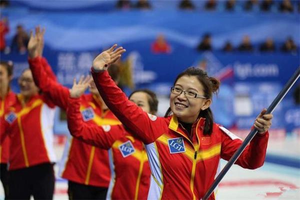 中国队员穷得连双鞋都买不起 排名倒数第二仍