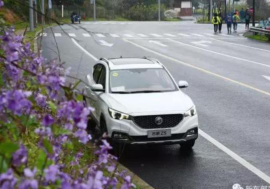 玩转车载互联系统 新车部落试驾体验名爵ZS 1.5L