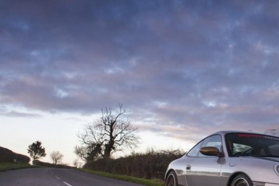 假如保时捷911采用中置发动机布局