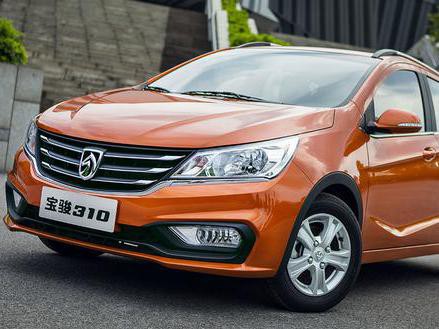 5万以内的宝骏310怎么选，才能省钱又有面子？