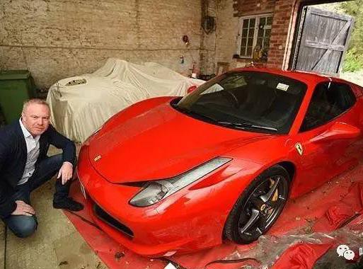 因路上一个坑，法拉利遭殃了，道路部门赔车主8.6万