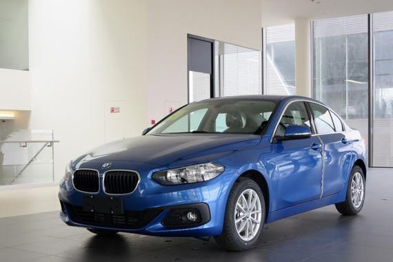 20万1系值得买吗？选装不少价不贵，安全动力不缩水