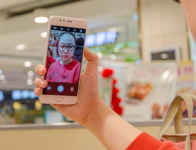 几百元也有好手机,够用就好的魅蓝5S测评!