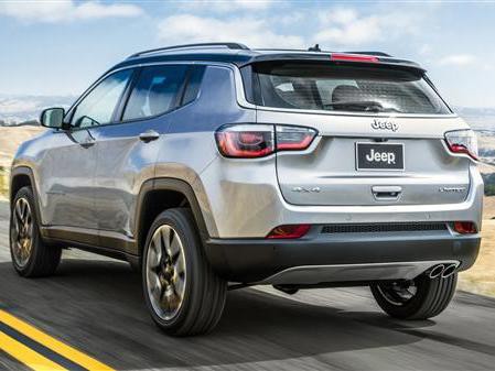 新婚买车，要实用还是追求个性？