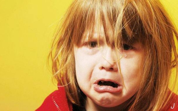 女宝宝这个行为特征是情商高表现,到底要不要