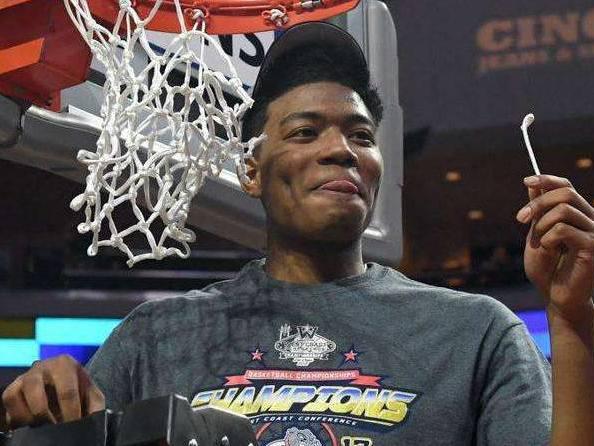 日本混血儿随队夺NCAA亚军,曾豪言击败美国