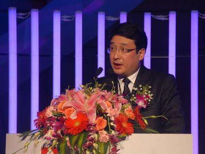 过去一年多,神龙公司被频繁的人事调整、持. 来