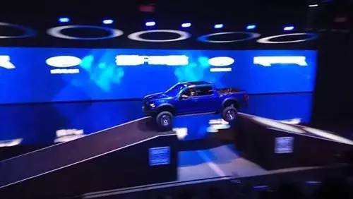 F-150猛禽惊人一跃，福特一大波新车大兵压境