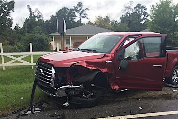 像福特F150这样的皮卡能随便撞？搞不好截肢的是你