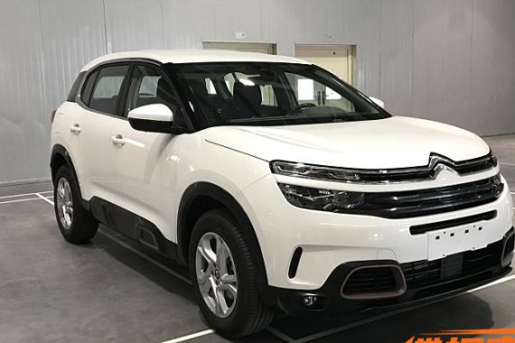 上海车展亮相 雪铁龙C5 AIRCROSS申报图