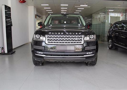 狂放不羁，17款路虎揽胜行政版有着窒息的诱惑力