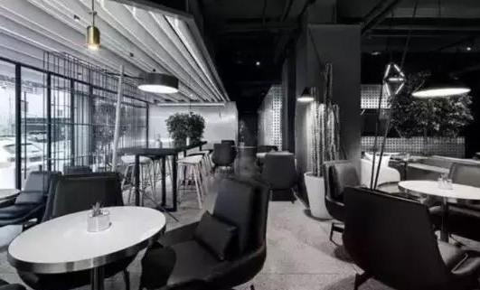 网曝周杰伦网吧撸起来,太高调了