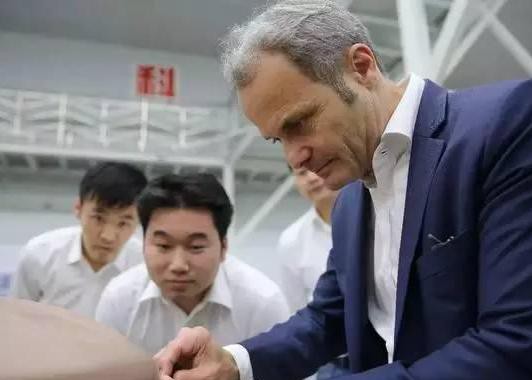 这款自主SUV，时尚感不亚于哈弗H6与GS4