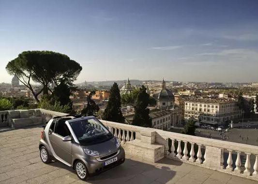 谁说实用的车就是车大能拉功能全？NO