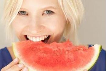 怀孕9个月吃了这个水果肚子剧痛!孕妈要注意!