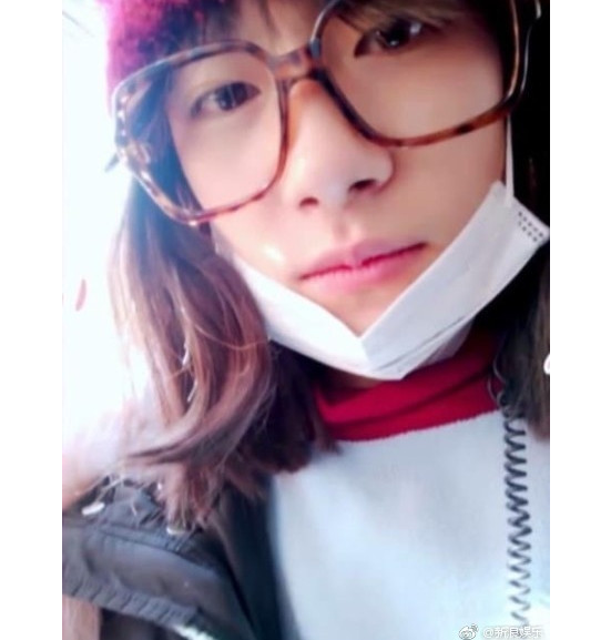 易烊千玺变身"刘艳芬"瞒天过海 首次女装大公开