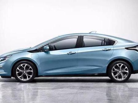 第一款合资品牌国产插电式混合动力车上市，比亚迪也怕了！