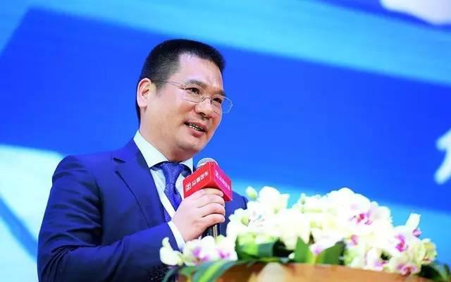 励泰董事长_董事长办公室图片(3)