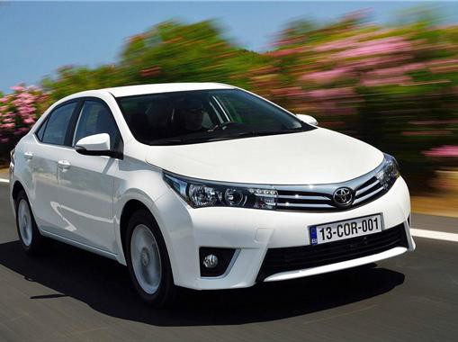 刚过半年就改款，新卡罗拉究竟闹哪样？