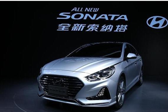 “屌丝三宝”之索纳塔揭竿而起，能否进化为高富帅？