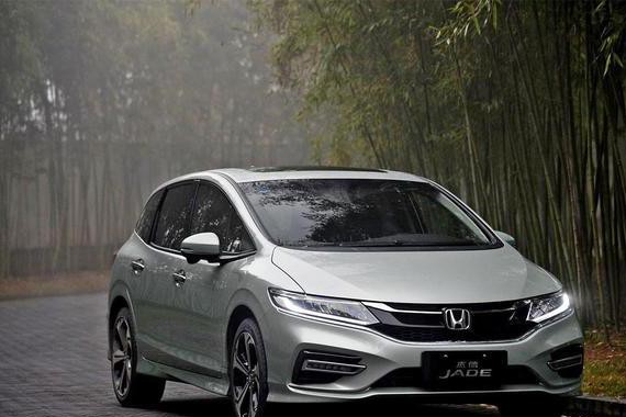 35万可以挑什么适合自驾游的车型？