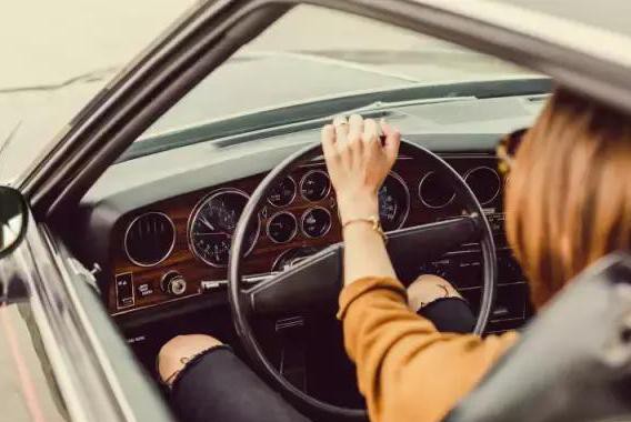 不聊动力，只谈颜值，专为女性消费者准备