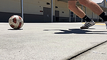 大力抽射的技术要领及训练方法